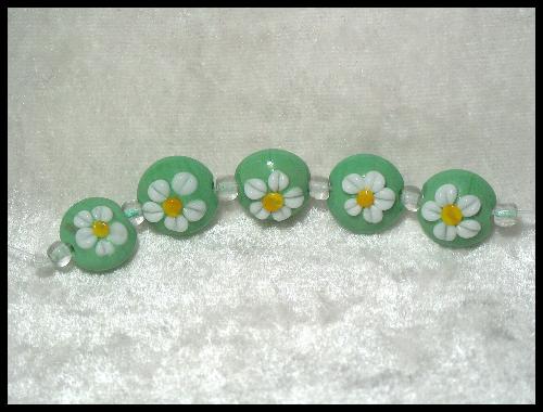 (image for) Minty Green and White Floral Lentil Set- Handmade Beads